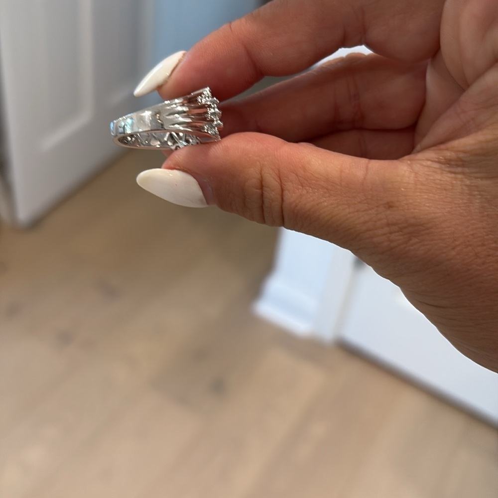 Diamond ring - Picture 7 of 7